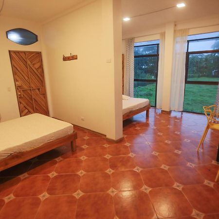 Hotel Pura Natura Beachfront Тортугеро Екстер'єр фото